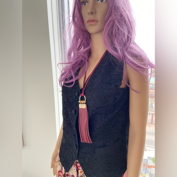 ❤️ Burgundy Vegan Leather Tassel with Golden Metal Art Necklace 🍂♥️ - Picture 11 of 15